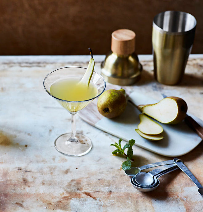 How to Make a Green Tea & Pear Martini