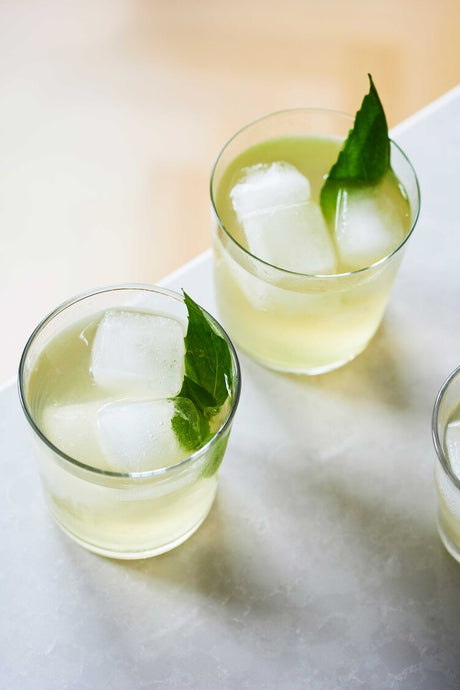 How to Make Green Tea & Basil Lemonade