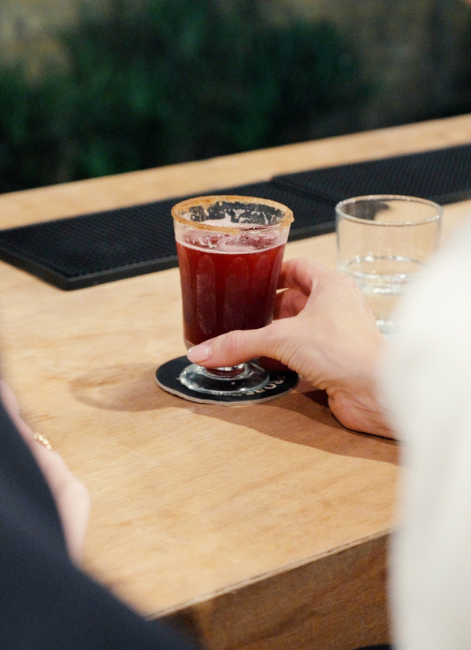 How to make a Hibis-kiss cocktail