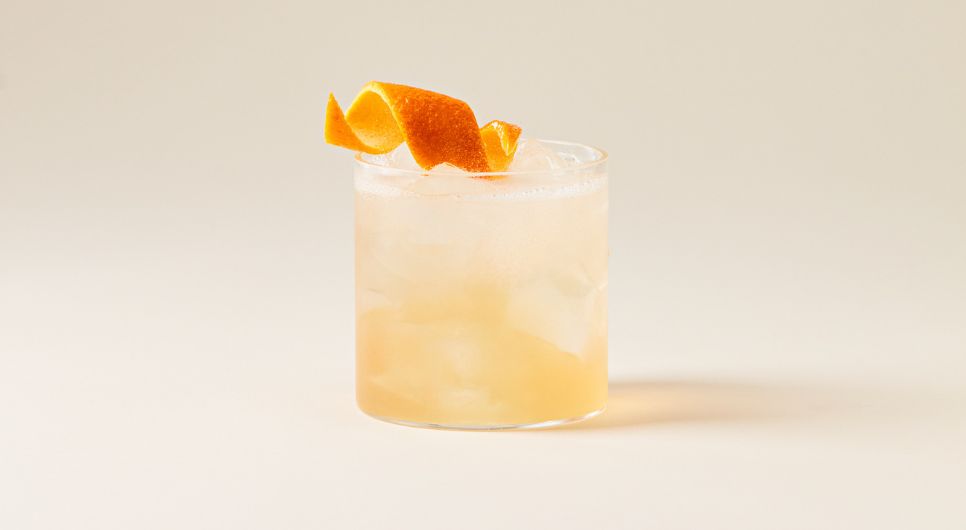 How to make a Jasmine Peach Pear Fizz