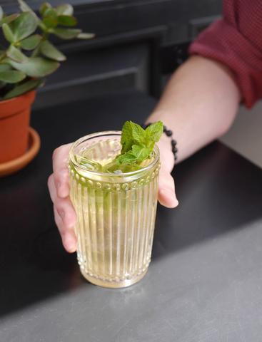 How to Make Lemon Verbena & Mint Iced Tea