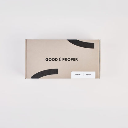 Premium loose leaf tea starter kit containing one box of loose leaf tea, a glass teapot and measure spoon. The perfect gift.